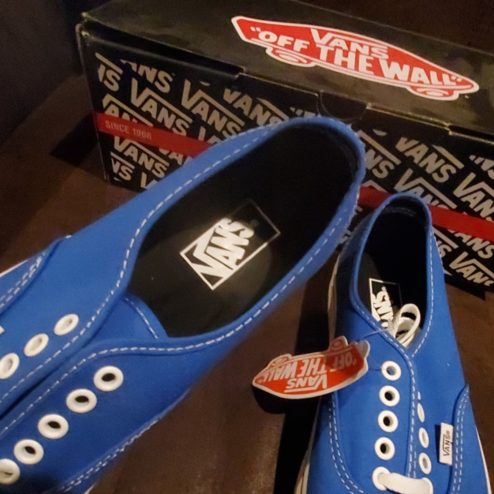 Van's authentic - Picture 2 of 3